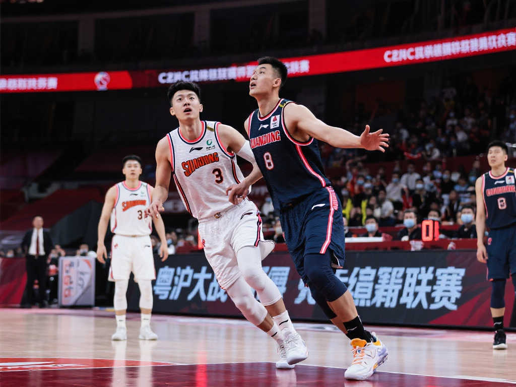 应保持审慎